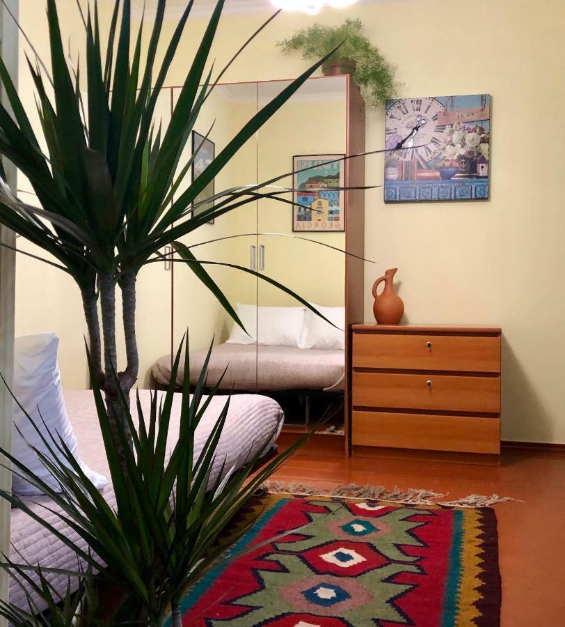 Hb Apartments Pushkin Tbilisi Luaran gambar
